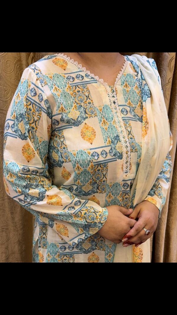 WhatsApp Image 2025-07-20 at 13.54.14_77ab99cc Rooh-e-Nazaqat Suit